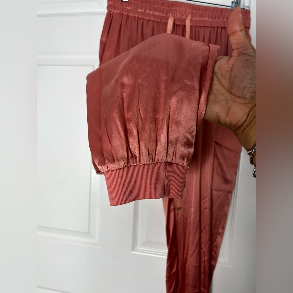 NWT CAMI NYC Silk Blend Pink Joggers Pants Sz S - Picture 3 of 14